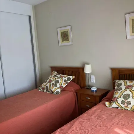 Residencial Don Pedro 托雷莫利诺斯